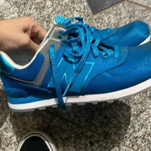 New balance blue shoes